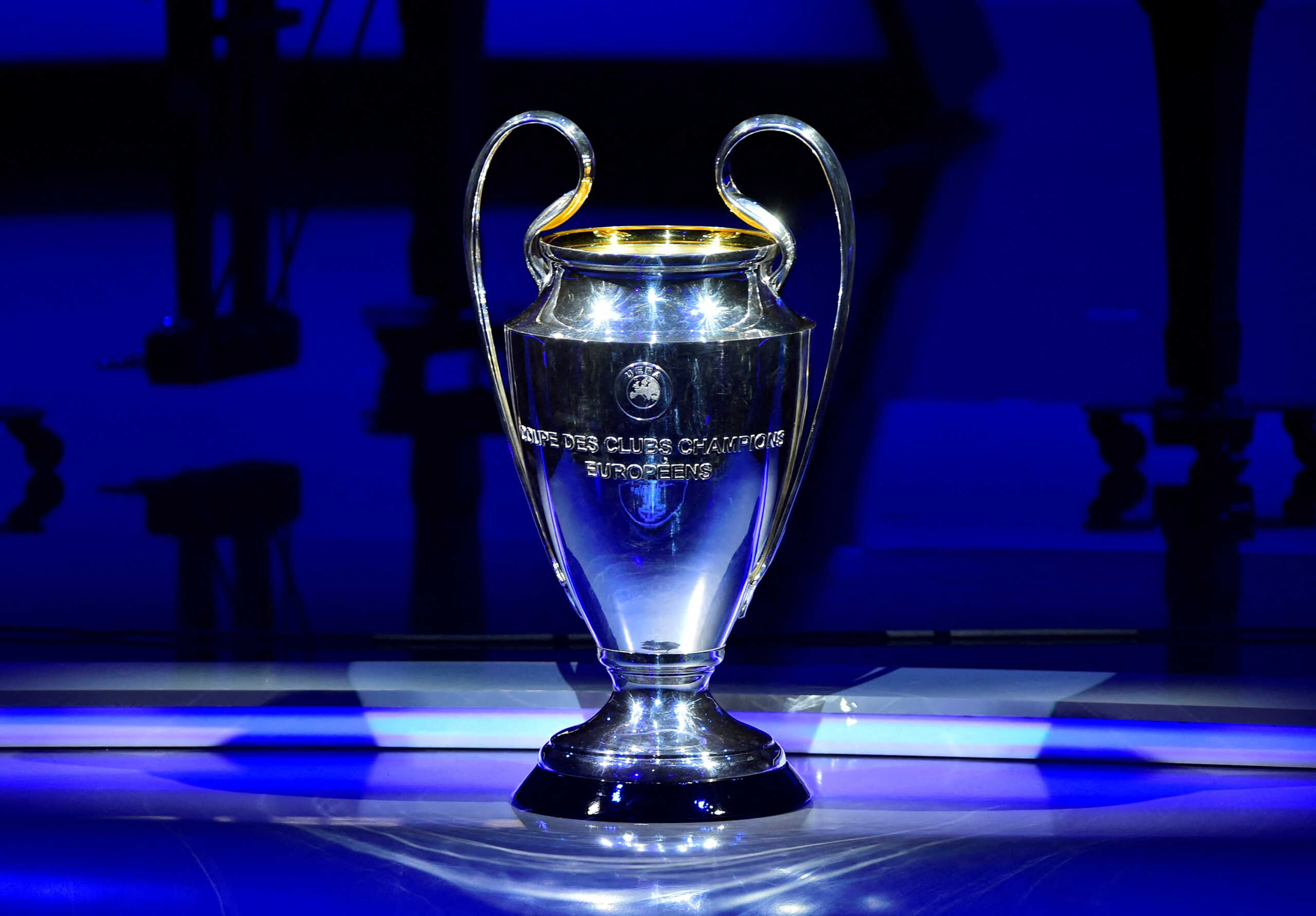 FILE PHOTO: Soccer Football - Champions League - Group Stage Draw - Grimaldi Forum, Monaco - August 31, 2023 The Champions League trophy is pictured before the draw REUTERS