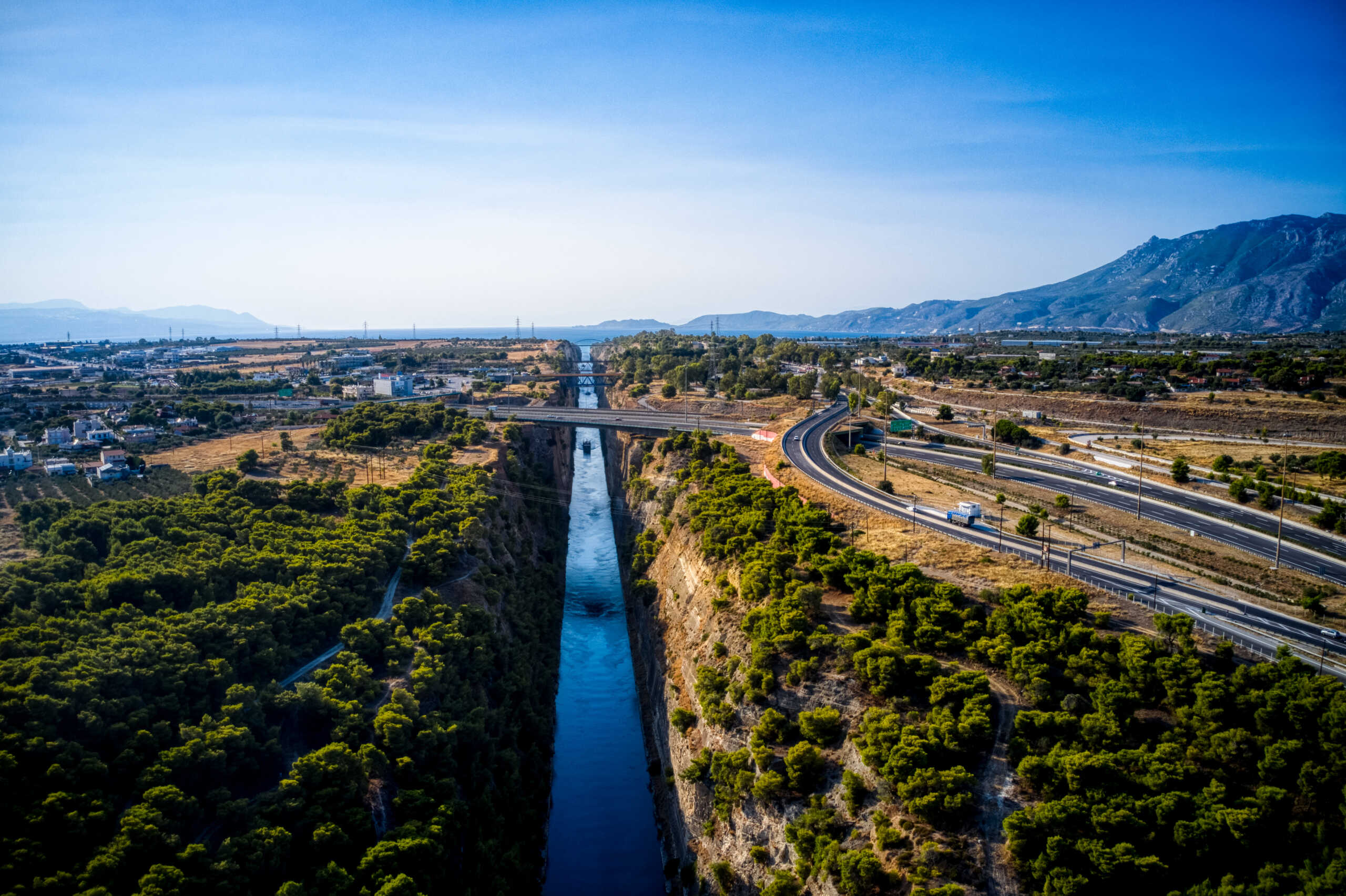 Διώρυγα Κορίνθου: Αντίστροφη μέτρηση για την επαναλειτουργεία της