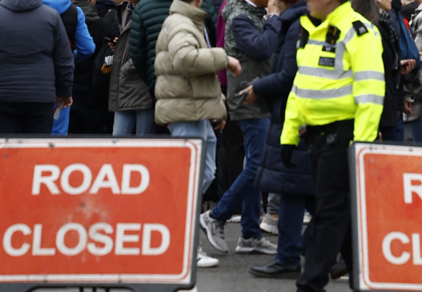 Βρετανία: Συνελήφθη 11χρονος να οδηγεί BMW σέρνοντας ένα κλεμμένο τροχόσπιτο