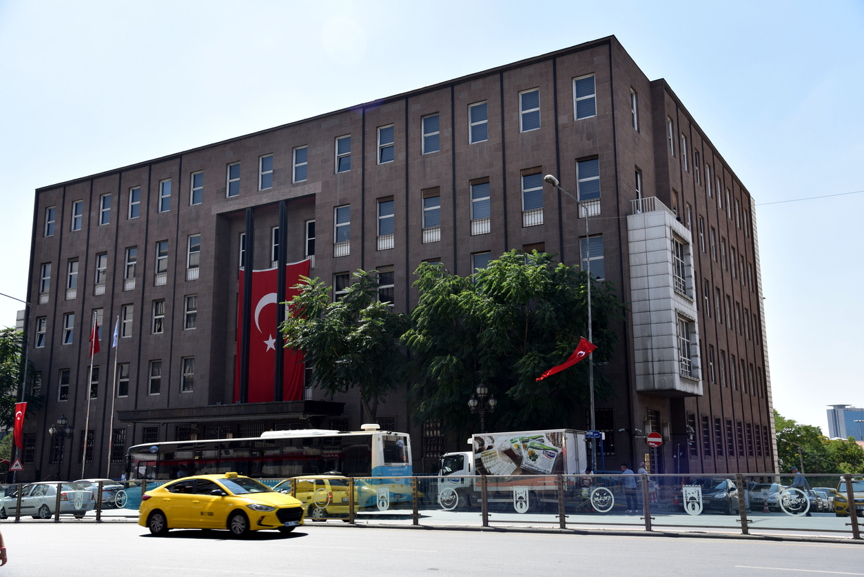 Η κεντρική τράπεζα της Τουρκίας αύξησε το επιτόκιο δανεισμού στο 50%