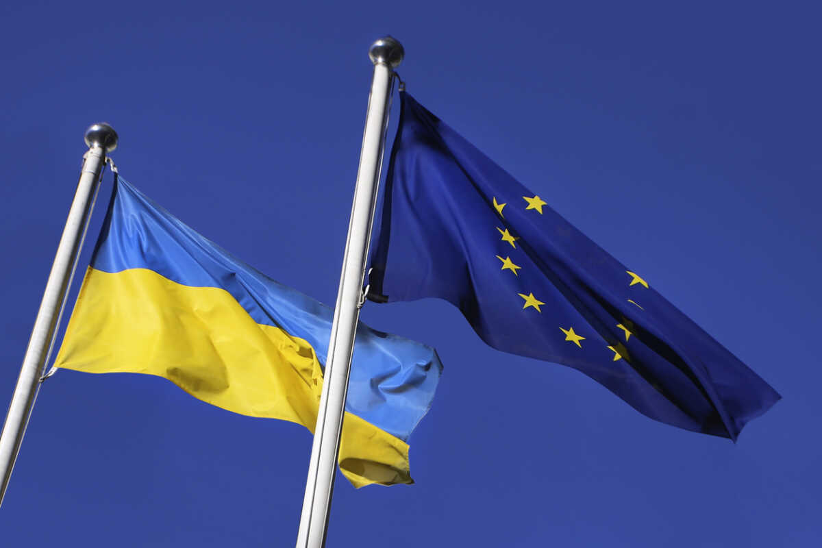 ΕΕ: Νέο πακέτο 5 δισ. ευρώ για στήριξη στην Ουκρανία