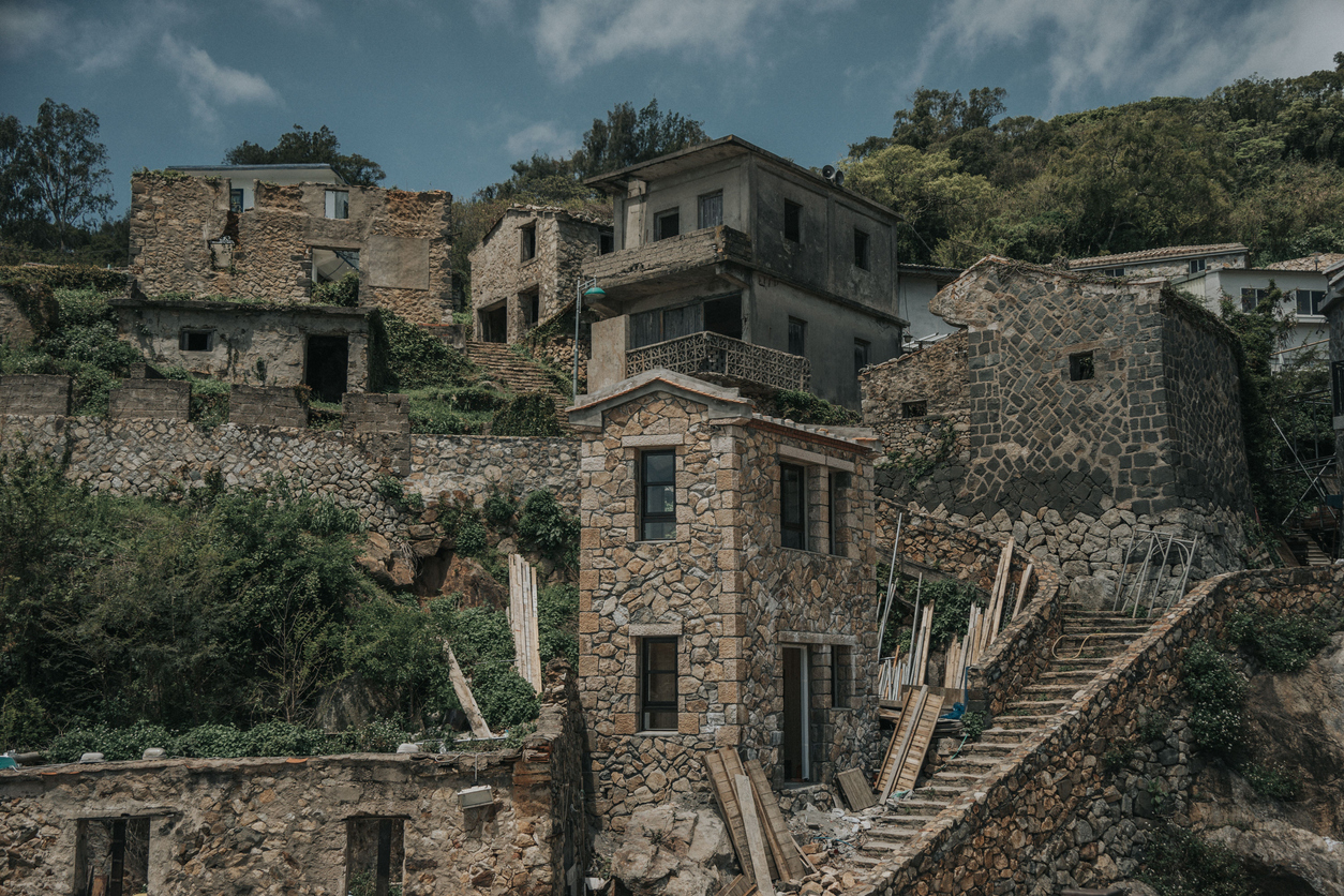 Roghudi Vecchio: Ποια είναι η πόλη – φάντασμα στην Καλαβρία της Ιταλίας όπου βρήκε φρικτό θάνατο ο TikToker Tzane