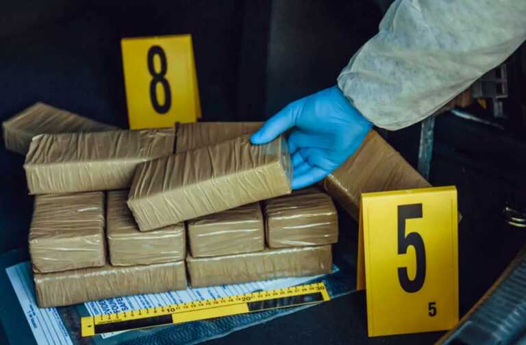 Δύο συλλήψεις για ναρκωτικά στο Ηράκλειο - Βρήκαν κοκαΐνη, κάνναβη και σημειώσεις των δραστών