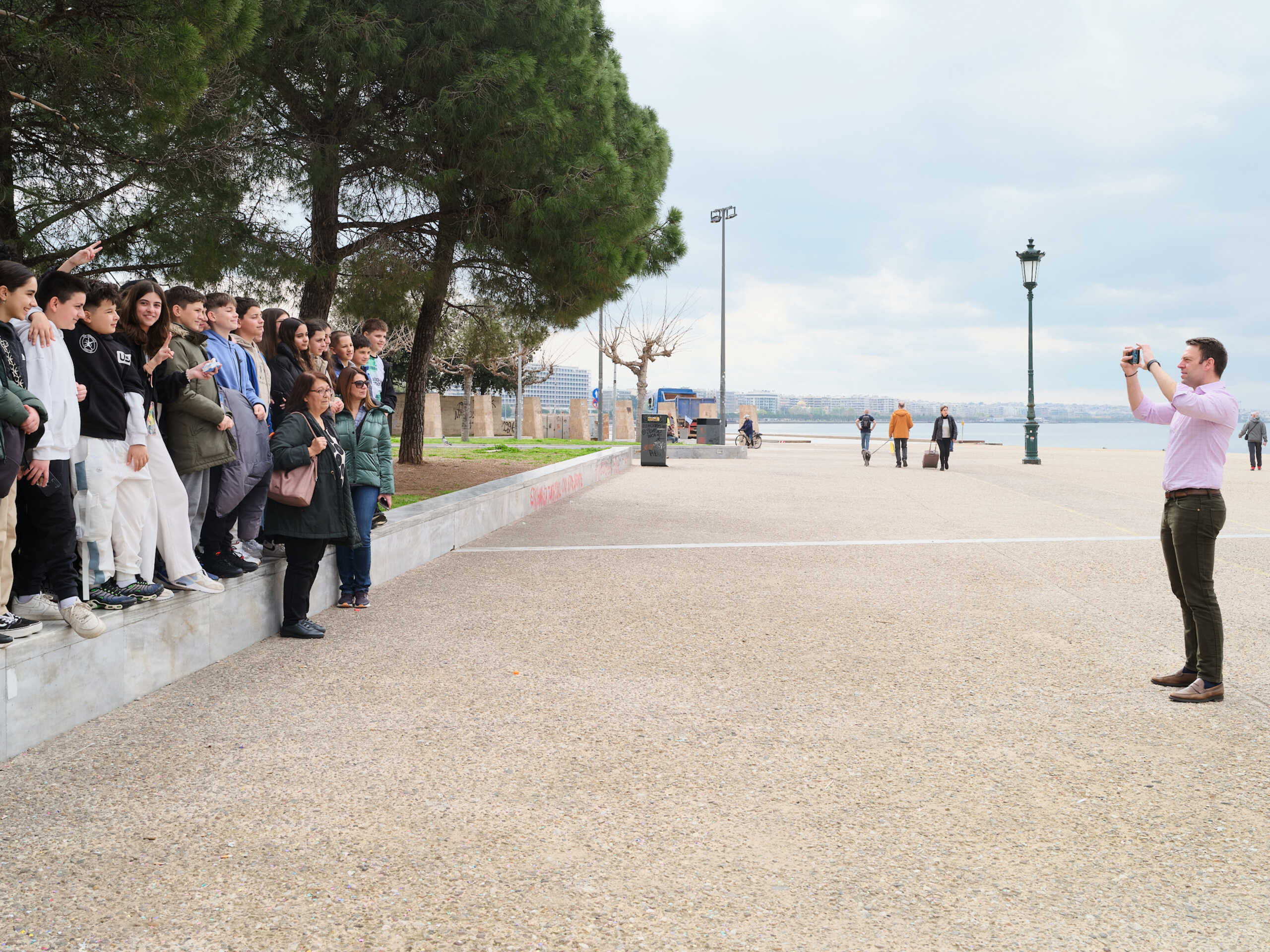 Βόλτα του Προέδρου του ΣΥΡΙΖΑ - ΠΣ Στέφανου Κασσελάκη στηνπόλη της Θεσσαλονίκης  Δευτέρα 11 Μαρτίου 2024  (ΓΡ. ΤΥΠΟΥ ΣΥΡΙΖΑ -ΠΣ