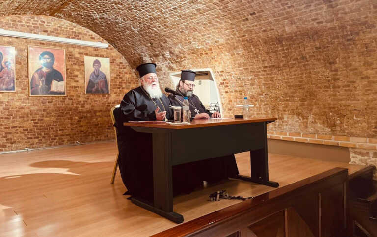 Κέρκυρα: Αυτό είναι το ψήφισμα που αποκλείει απ’ τις εκκλησίες Μπιάγκη και Αυλωνίτη λόγω των ομόφυλων ζευγαριών
