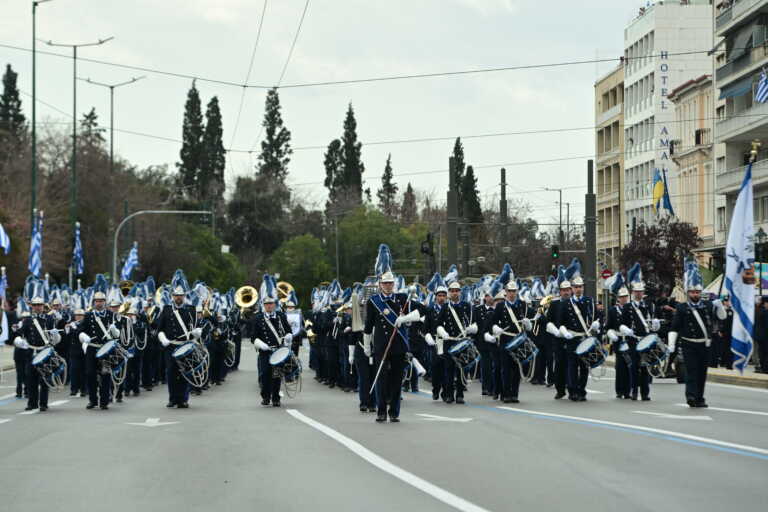Η Φιλαρμονική «Μάντζαρος» από την Κέρκυρα στην στρατιωτική παρέλαση της Αθήνας