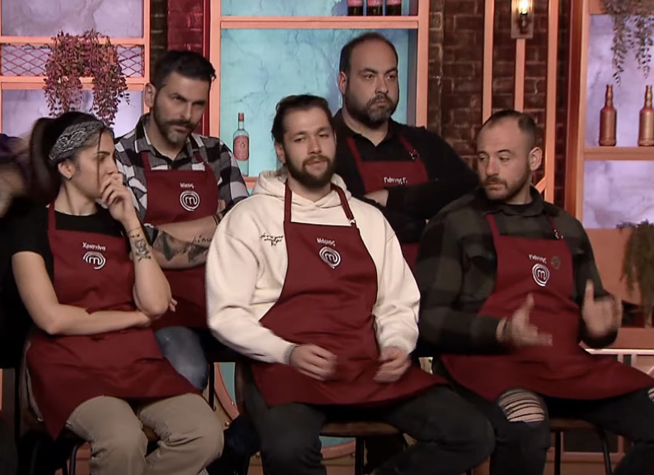 Σκληρές ατάκες στο Masterchef 2024: Δεν έχω καταλάβει τι θέλει, μπορεί να θέλει την αρχηγία