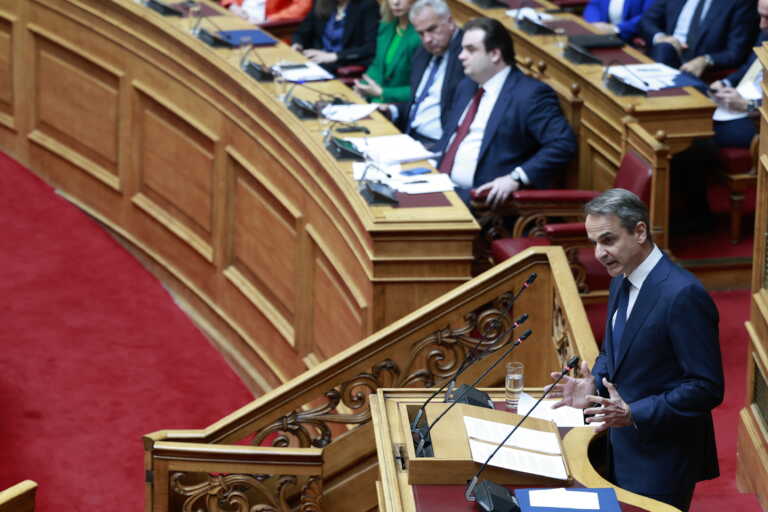 Ο Κυριάκος Μητσοτάκης ετοιμάζει ολομέτωπη επίθεση από τη Βουλή - Το «κατηγορώ» σε ΠΑΣΟΚ και ΣΥΡΙΖΑ