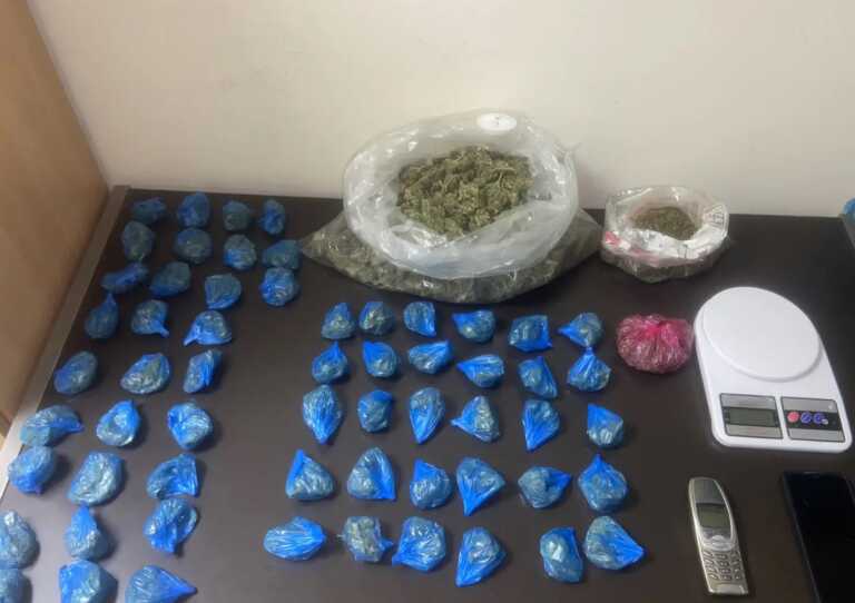 Δυο συλλήψεις για ναρκωτικά στο κέντρο της Αθήνας, κατασχέθηκε ένα κιλό χασίς