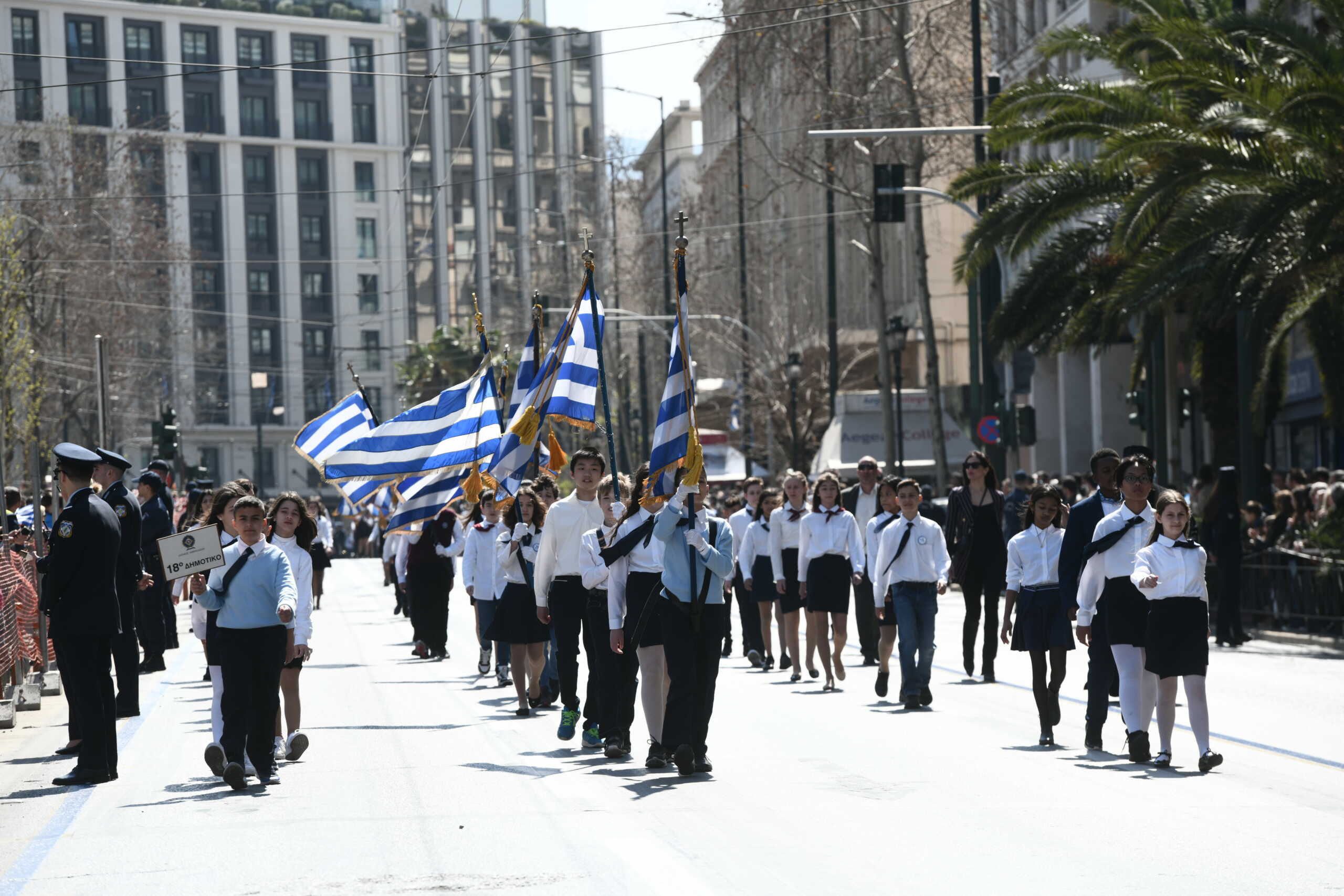 Παρέλαση μαθητών, σπουδαστών, προσκόπων και οδηγών μπροστά από το Μνημείο του Άγνωστου Στρατιώτη στην Αθήνα για την εθνική επέτειο της 25ης Μαρτίου στην Αθήνα, Παρασκευή 24 Μαρτίου 2023.
(ΤΑΤΙΑΝΑ ΜΠΟΛΑΡΗ