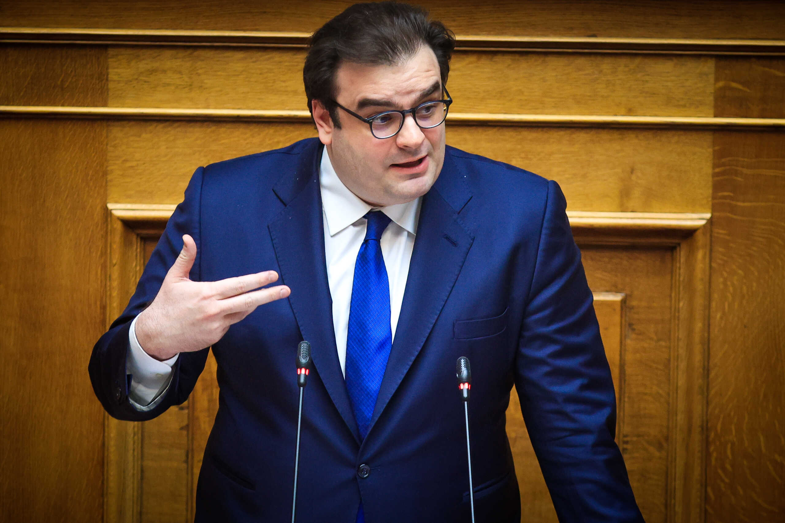 Κυριάκος Πιερρακάκης: Τα κόμματα καταδικάζουν το «ντου» στο σπίτι του