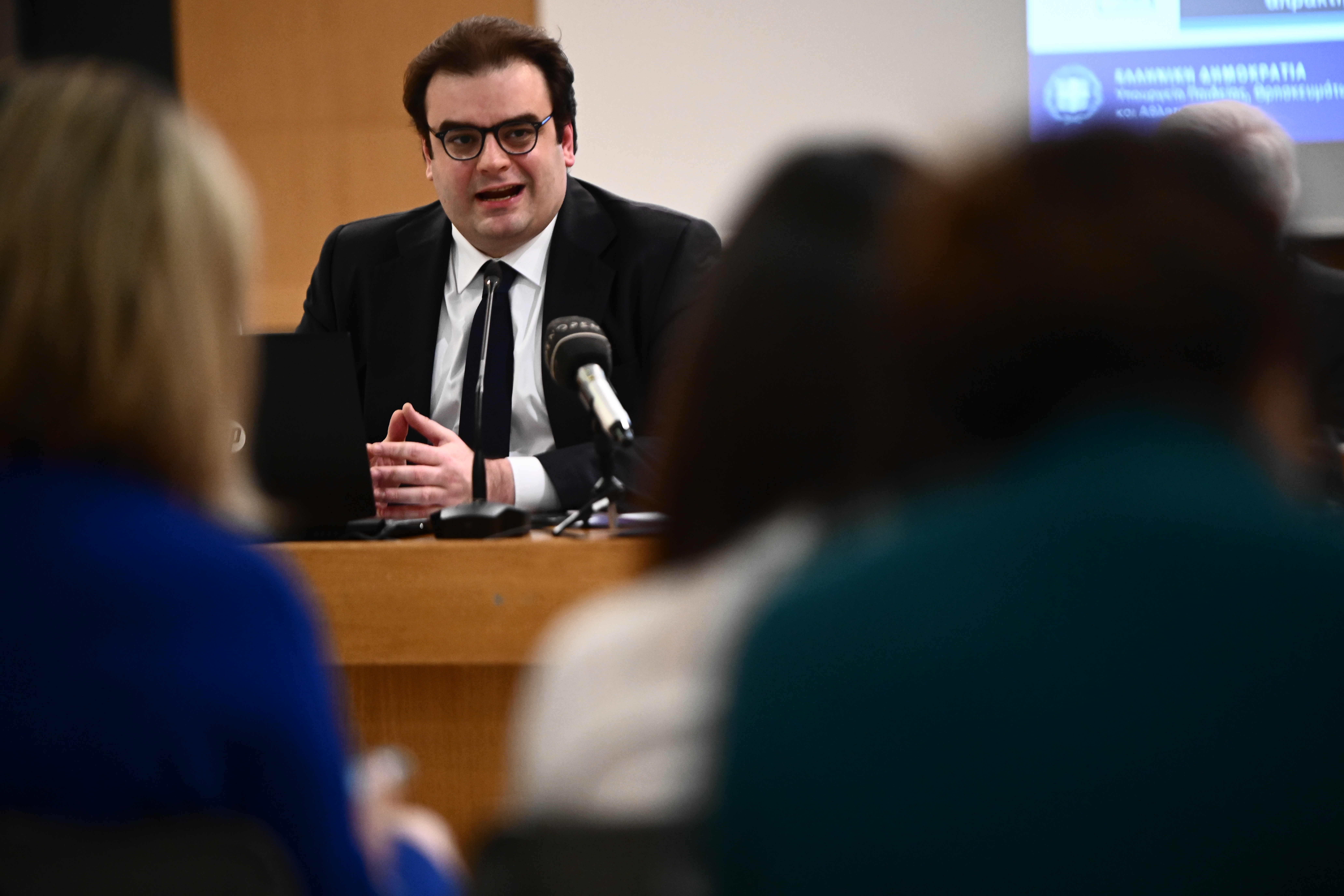 Παρουσίαση από τον υπουργό Παιδείας Κυριάκο Πιερρακάκη του σχεδίου νόμου για τα μη κρατικά (ιδιωτικά) πανεπιστήμια καθώς και διατάξεις, που αφορούν στα δημόσια ΑΕΙ, Τετάρτη 7 Φεβρουαρίου 2024. 
(ΚΩΣΤΑΣ ΤΖΟΥΜΑΣ