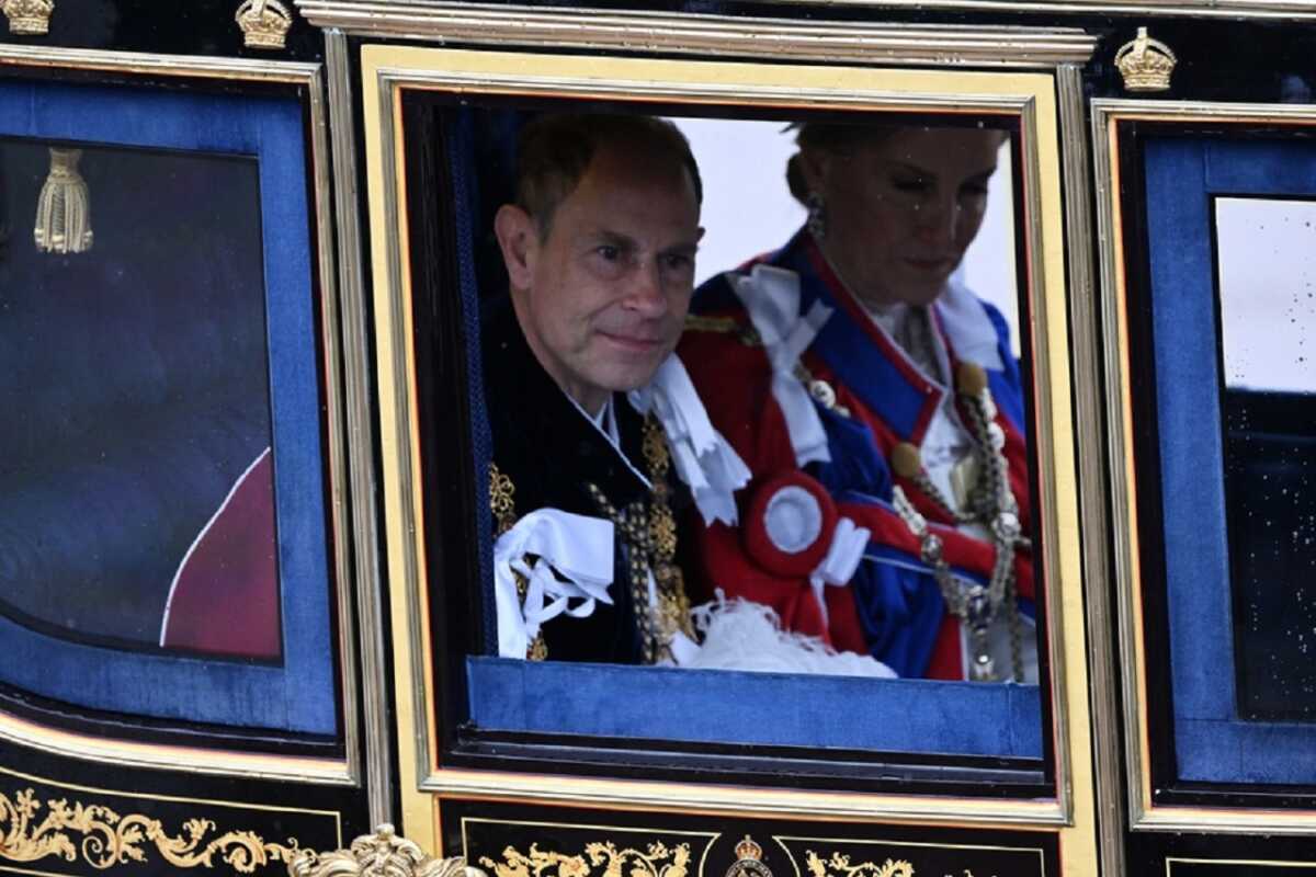 epa10611893 Prince Edward (L), Duke of Edinburgh, and Sophie, Duchess of Edinburgh, return to Buckingham Palace following the Coronation ceremony of Britain's King Charles III and Queen Camilla in London, Britain, 06 May 2023. The Coronation Procession in the Gold State Coach will be accompanied by members of the Armed Forces of the United Kingdom, the Commonwealth, British Overseas Territories and the Sovereign’s Bodyguard and Royal Watermen.  EPA