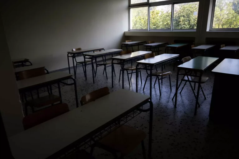 Της... κοπάνας σε σχολεία της Λάρισας - Το κόλπο των μαθητών για να έχουν δικαιολογημένες απουσίες