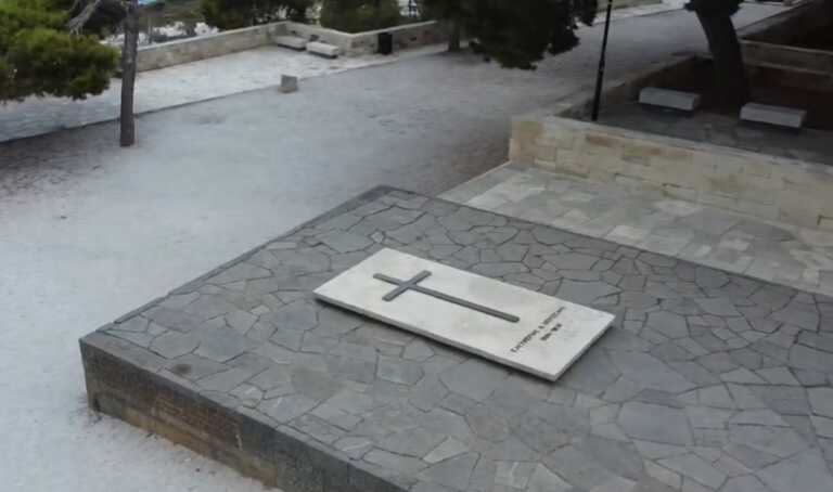 Το ετήσιο πολιτικό μνημόσυνο στους τάφους των Βενιζέλων στα Χανιά