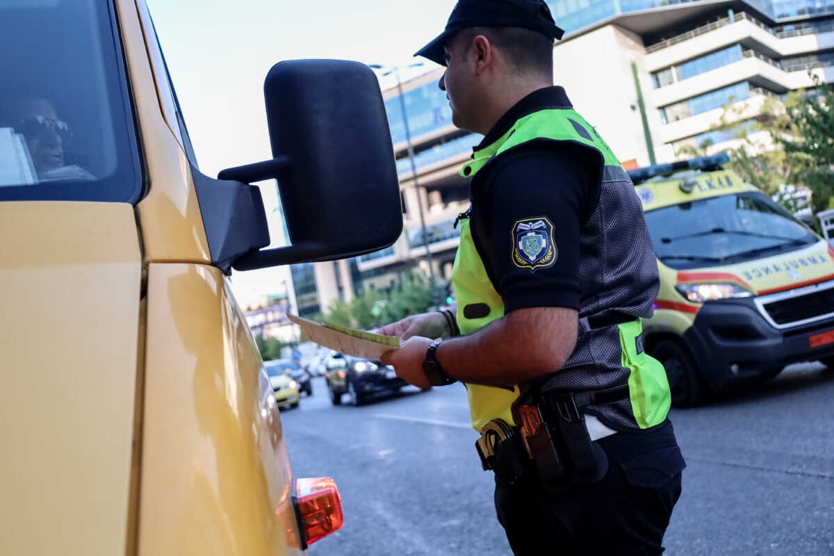 Έλεγχοι της τροχαίας: Παραβάτης 1 στους 3 οδηγούς – 24 στη δικαιοσύνη, 306 κλήσεις σε ένα 24ωρο