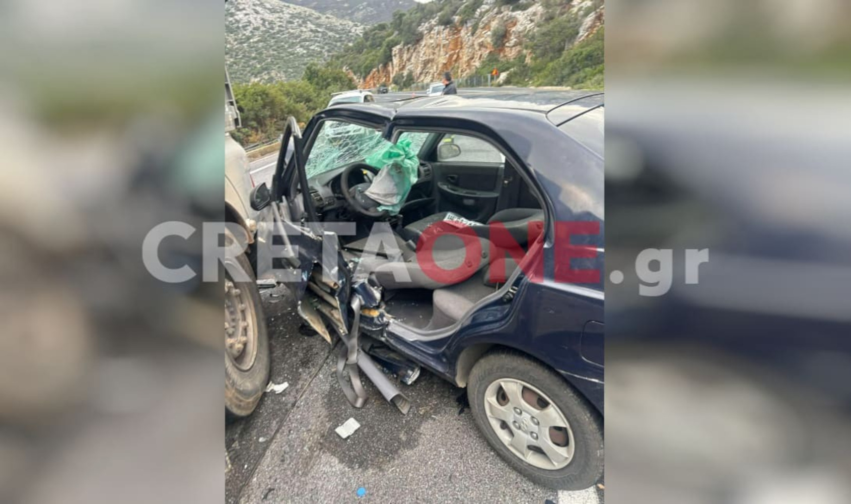 Ηράκλειο: Τροχαίο με 2 τραυματίες στον ΒΟΑΚ – Νταλίκα διέλυσε αυτοκίνητο