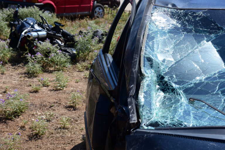 Θανατηφόρο τροχαίο στη Σαλαμίνα με θύμα 39χρονο οδηγό μηχανής - Η μετωπική σύγκρουση με αυτοκίνητο