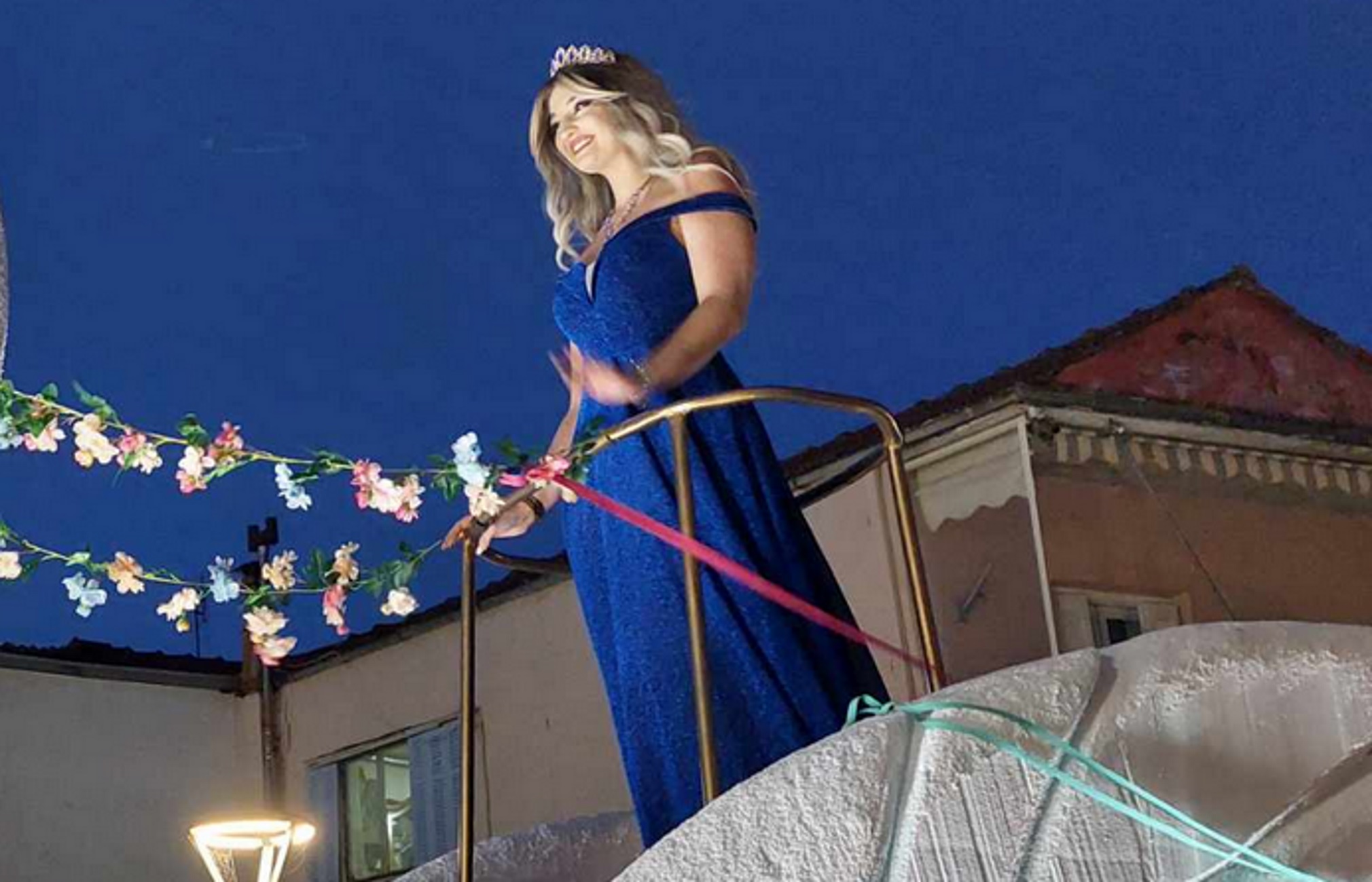 Τρίκαλα: Έκλεψε την παράσταση η βασίλισσα του Πoρτινού Καρναβαλιού στην Πύλη