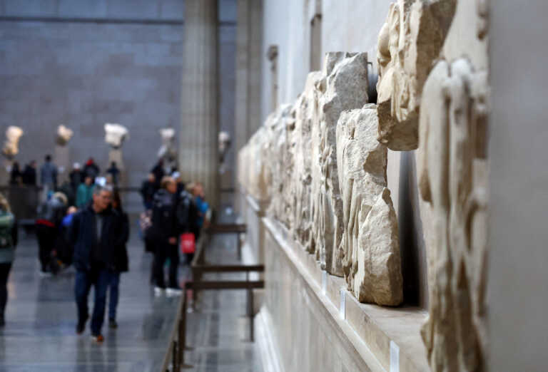 Ο έφορος της αρχαιοελληνικής συλλογής του Βρετανικού Μουσείου έκλεψε 1.800 αντικείμενα