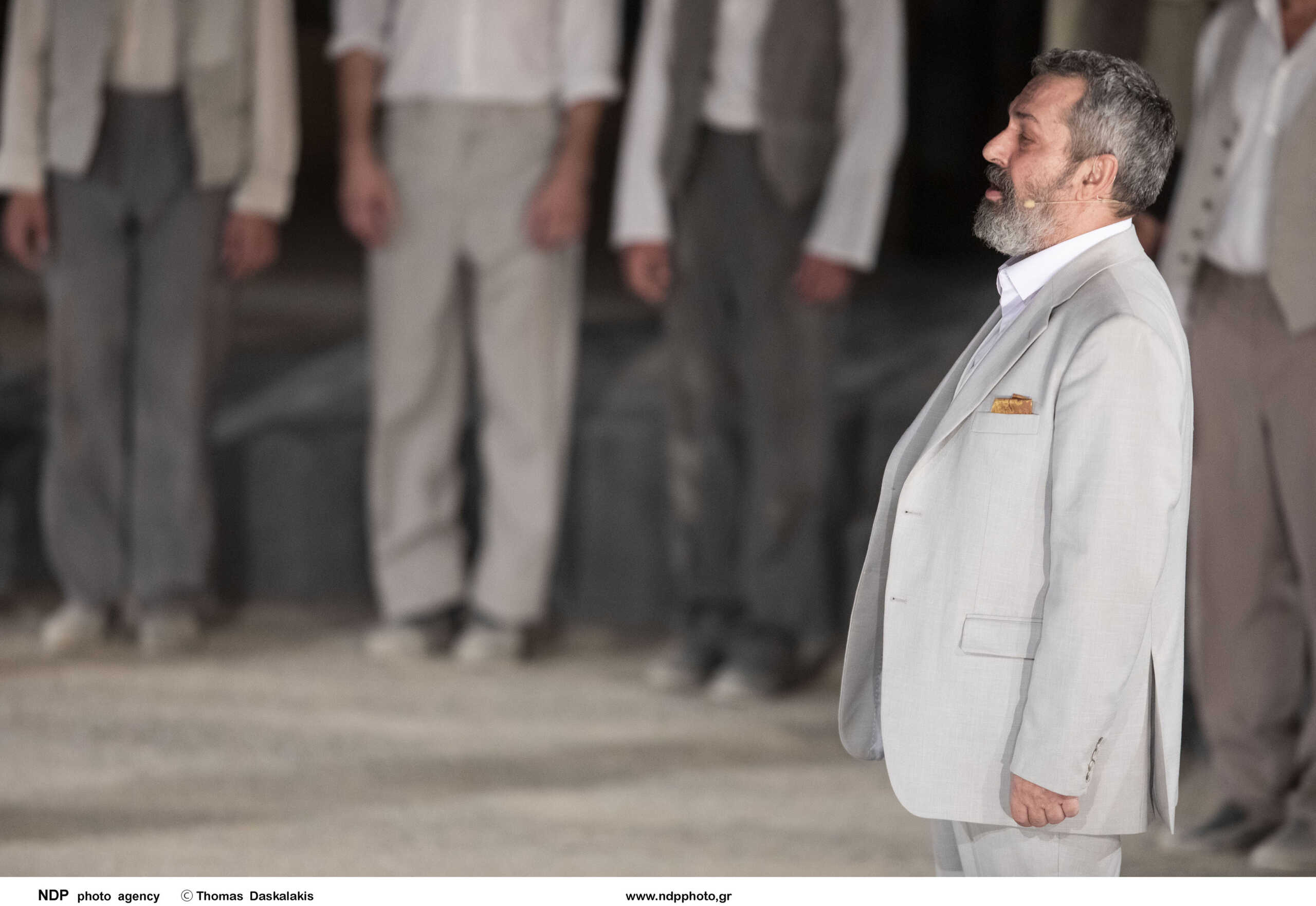 Στο νοσοκομείο ο ηθοποιός Χρήστος Χατζηπαναγιώτης – Διακόπτεται η παράσταση «Μπαμπάδες με ρούμι» μέχρι τέλος Μαρτίου