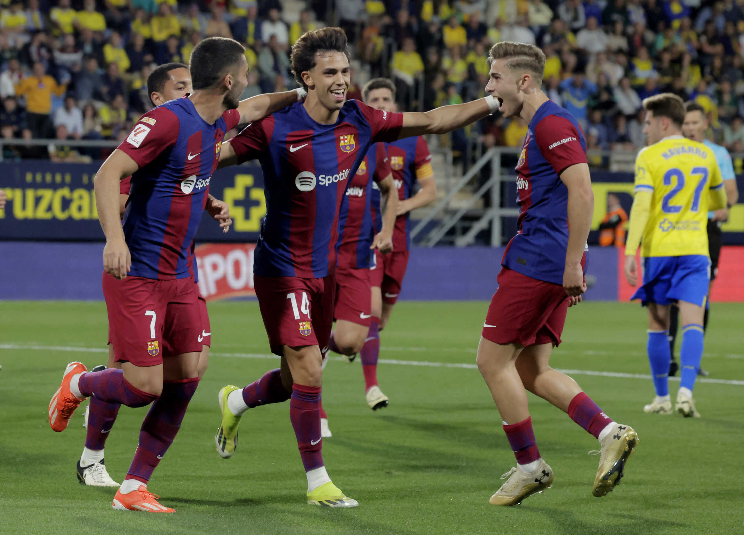 Soccer Football - LaLiga - Cadiz v FC Barcelona - Estadio Nuevo Mirandilla, Cadiz, Spain - April 13, 2024 FC Barcelona's Joao Felix celebrates scoring their first goal with Ferran Torres and Fermin Lopez REUTERS