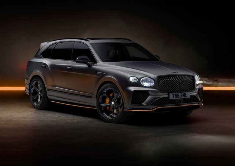 Τα μαύρα Bentley Wings χαρακτηρίζουν την Black Edition – Η πιο σκοτεινή πλευρά της Bentayga