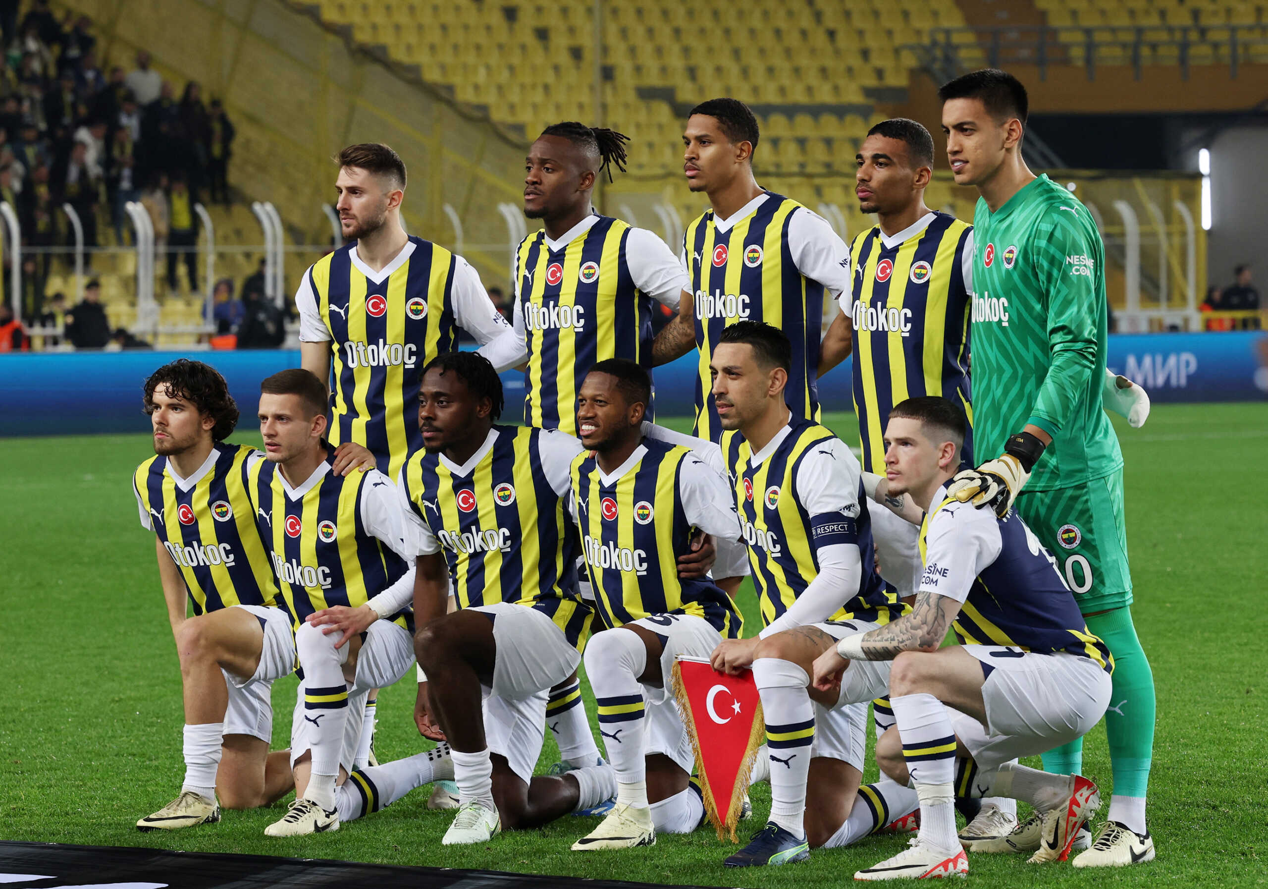 Soccer Football - Europa Conference League - Round of 16 - Second Leg - Fenerbahce v Union Saint-Gilloise - Sukru Saracoglu Stadium, Istanbul, Turkey - March 14, 2024 Fenerbahce players pose for a team group photo before the match REUTERS