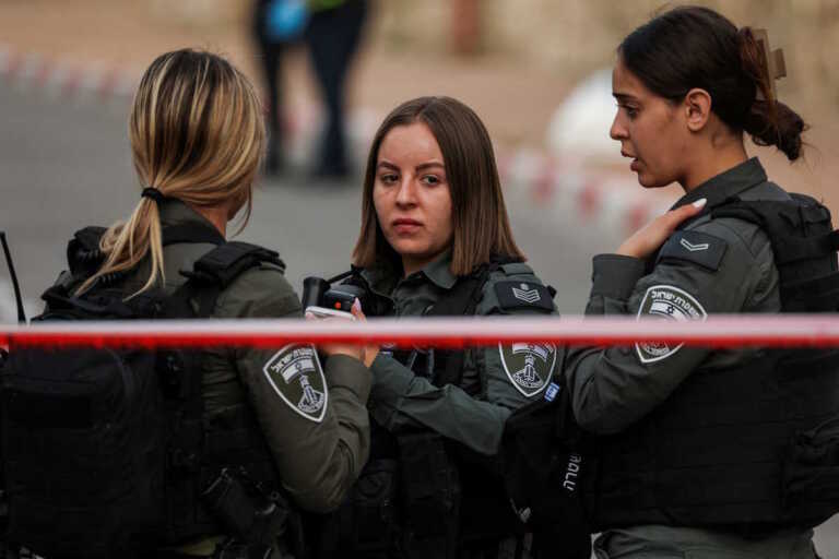18χρονη χαροπαλεύει μετά από επίθεση με μαχαίρι στη Ράμλα του Ισραήλ - Νεκρός ο δράστης