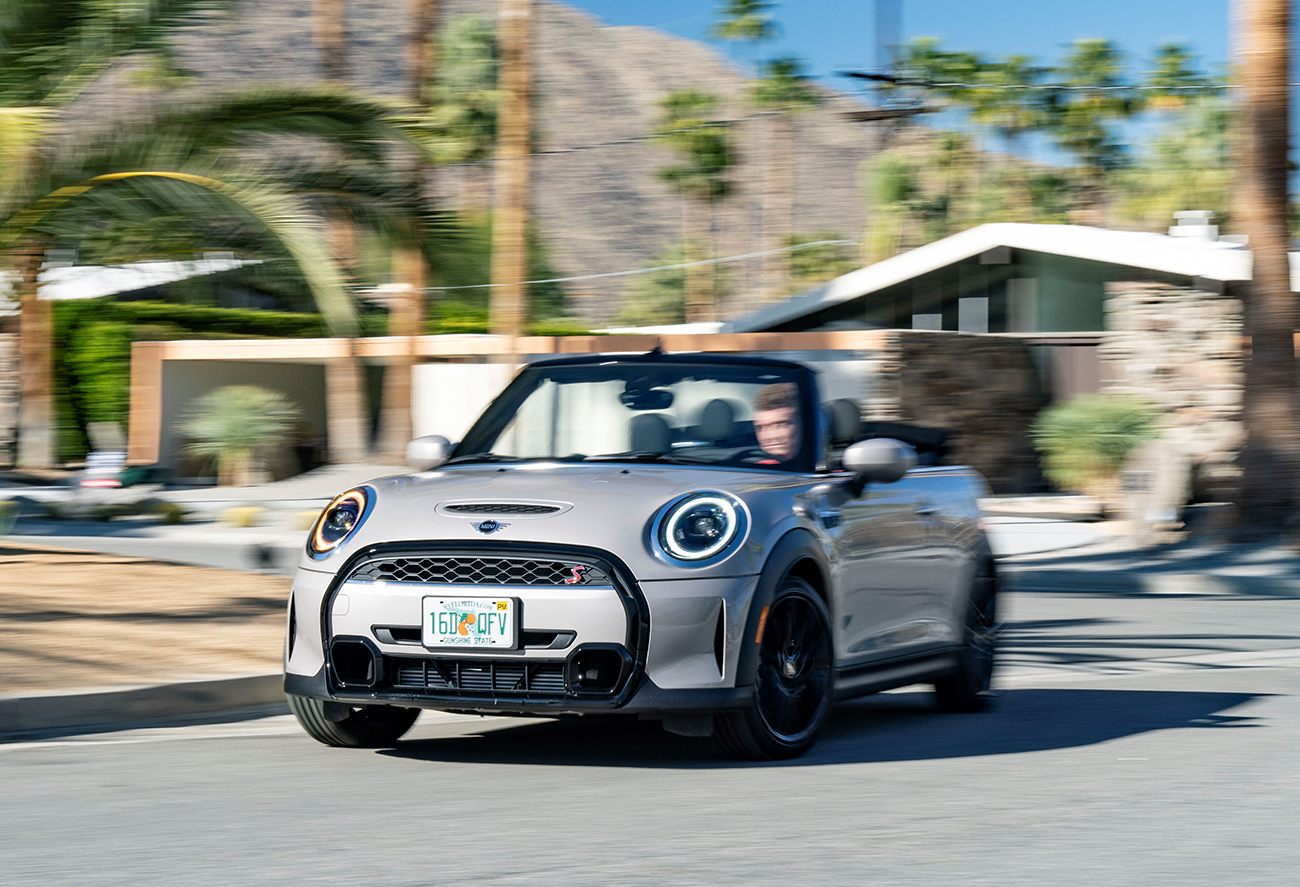 Απόλυτη ελευθερία: Το MINI Cooper S Cabrio στο Palm Springs