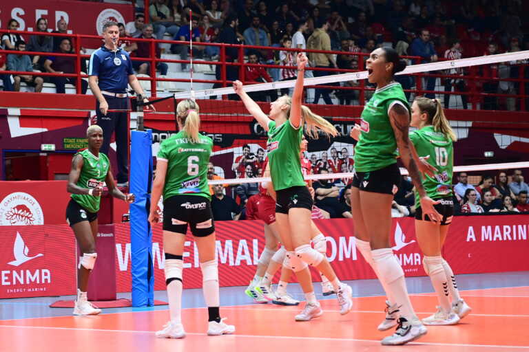 Ολυμπιακός – Παναθηναϊκός 2-3: Οι «πράσινες» κατέκτησαν το πρωτάθλημα Ελλάδας στην Volley League γυναικών