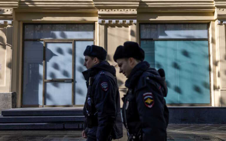 Επίθεση με μαχαίρι δέχτηκε Ρώσος περιφερειάρχης στη διάρκεια συνάντησης με πολίτες
