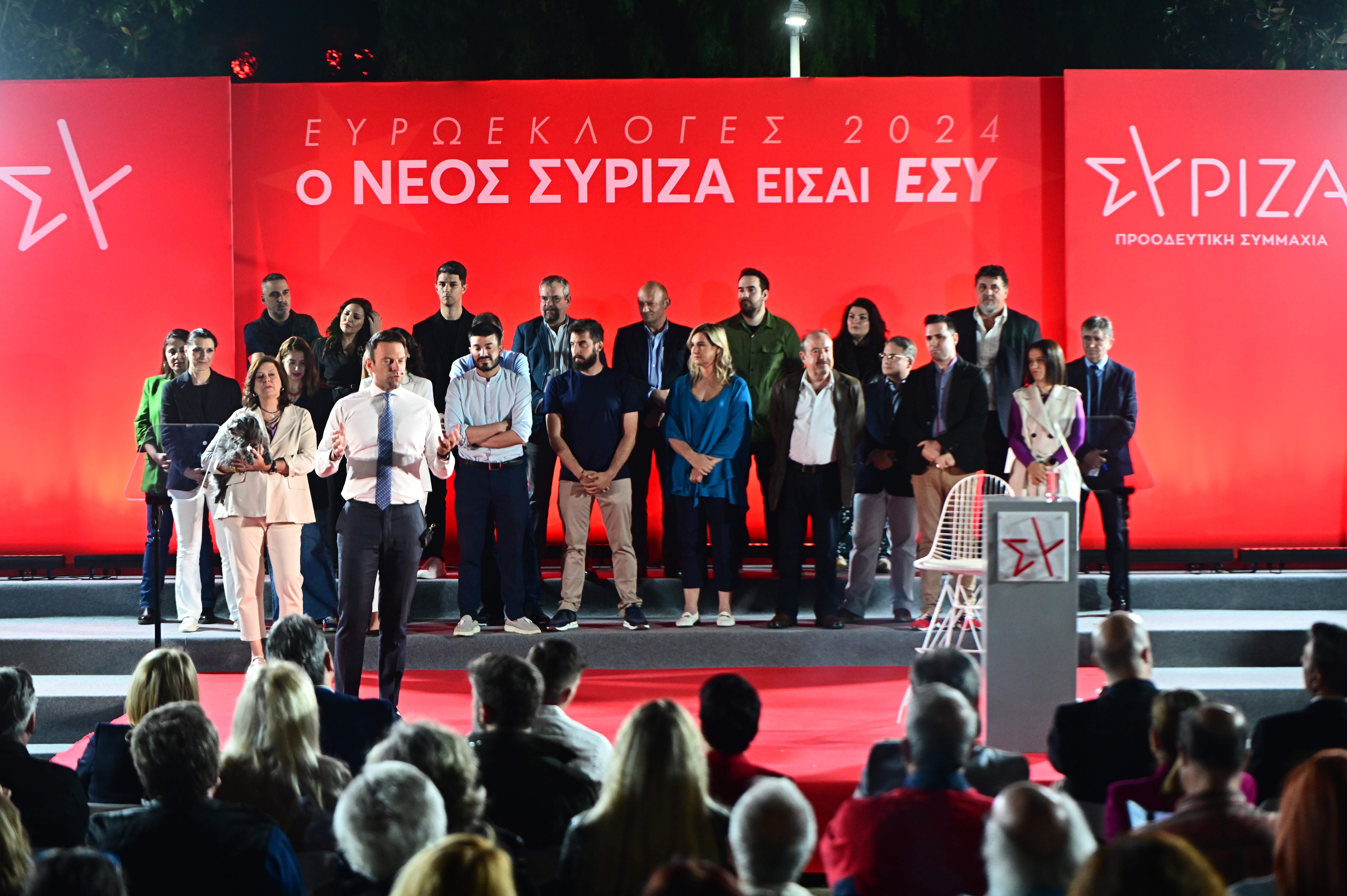 Παρουσίαση ομάδας ευρωβουλευτών του ΣΥΡΙΖΑ - Προοδευτική Συμμαχία για τις προκριματικές εκλογές απο τον Πρόεδρο του κόμματος, Στέφανο Κασσελάκη στο Περιστέρι, Τρίτη 9 Απριλίου 2024. 
(ΚΩΣΤΑΣ ΤΖΟΥΜΑΣ