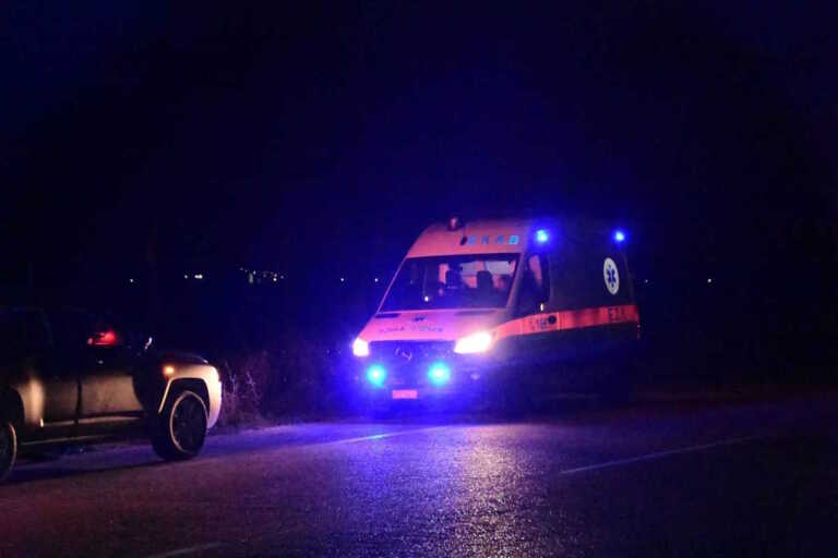 Τραγωδία στο Πικέρμι - Νεκρός 62χρονος οδηγός όταν αυτοκίνητο «καρφώθηκε» σε κολόνα