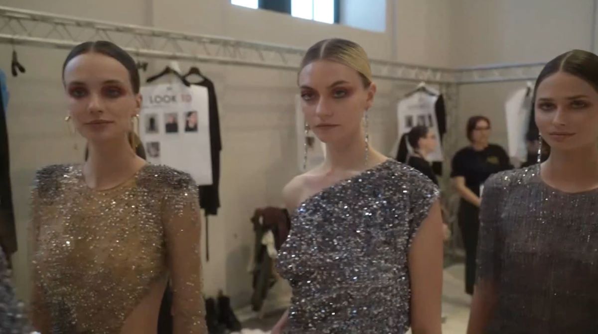 Athens Fashion Week 2024: Backstage με την κορυφαία Ιταλίδα σχεδιάστρια Elisabetta Franchi