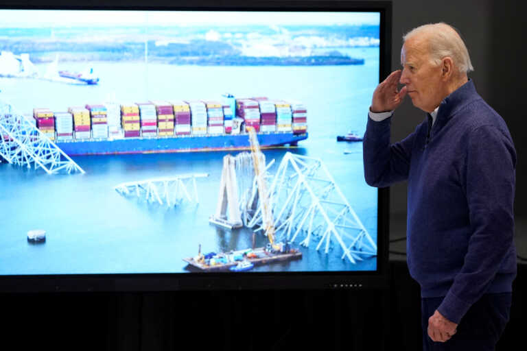 Ο Τζο Μπάιντεν δεσμεύεται για την άμεση ανακατασκευή της γέφυρας που κατέρρευσε στη Βαλτιμόρη