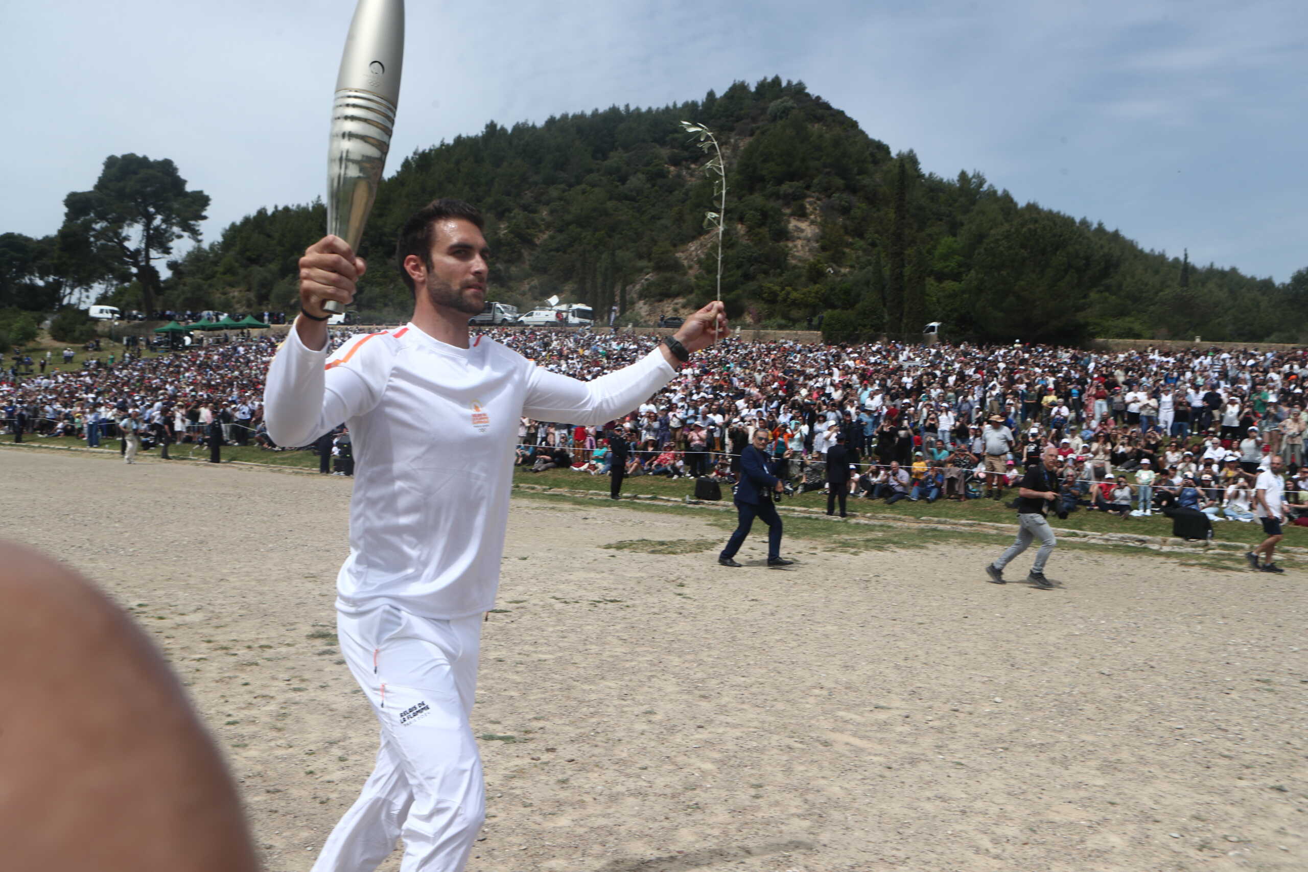 Ολυμπιακοί Αγώνες 2024: LIVE η Τελετή Αφής της Ολυμπιακής Φλόγας