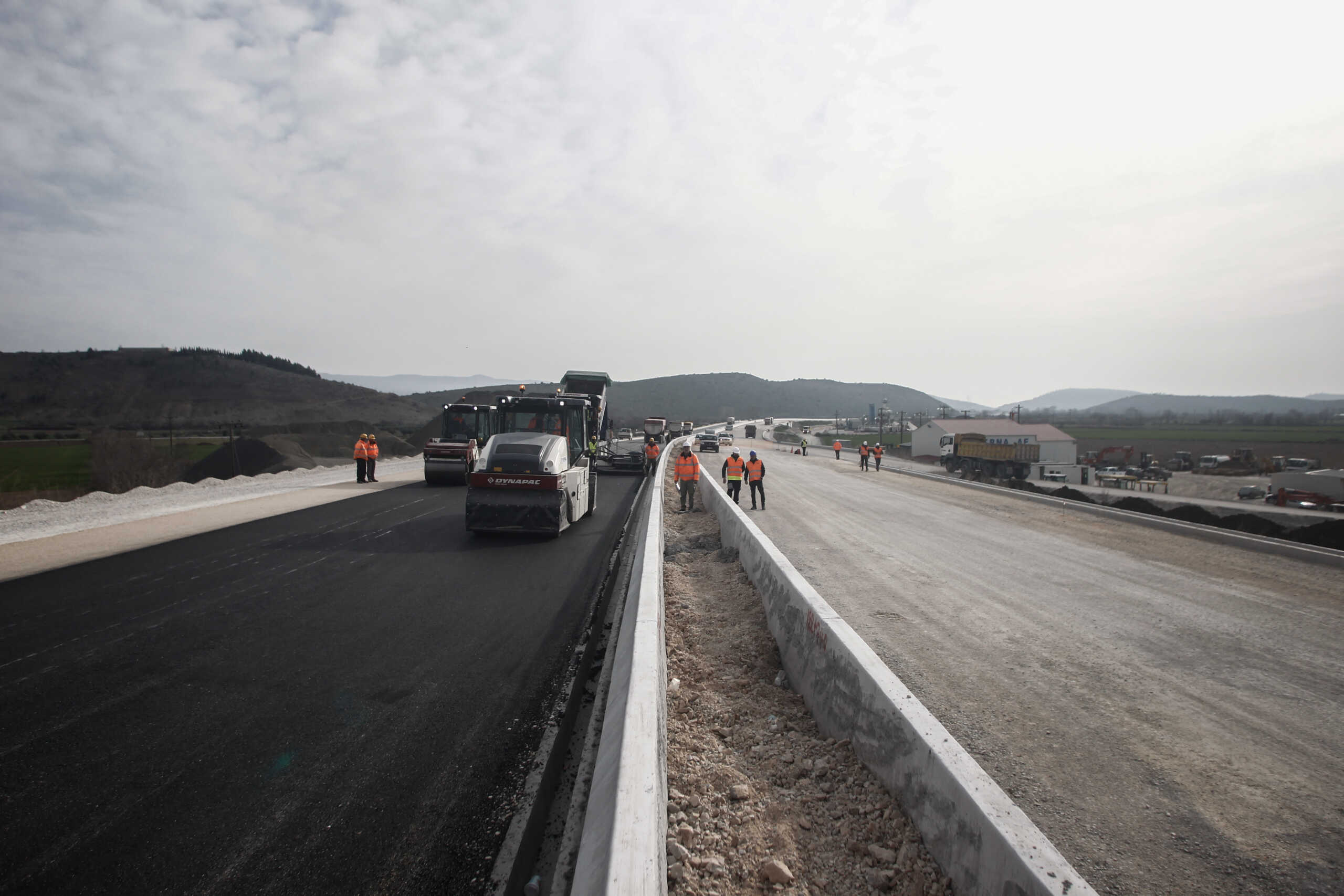 Σταϊκούρας για Ε65: Στις 23 Απριλίου παραδίδεται σε κυκλοφορία ο οδικός άξονας Λαμία έως Καλαμπάκα