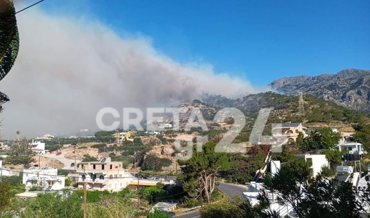 Μεγάλη φωτιά στο Λασίθι: Μήνυμα του 112 για εκκένωση τεσσάρων οικισμών