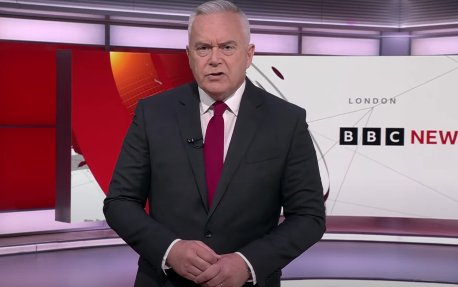 BBC: Παραιτήθηκε ο γνωστός παρουσιαστής Χιου Έντουαρντς λόγω του σεξουαλικού σκανδάλου