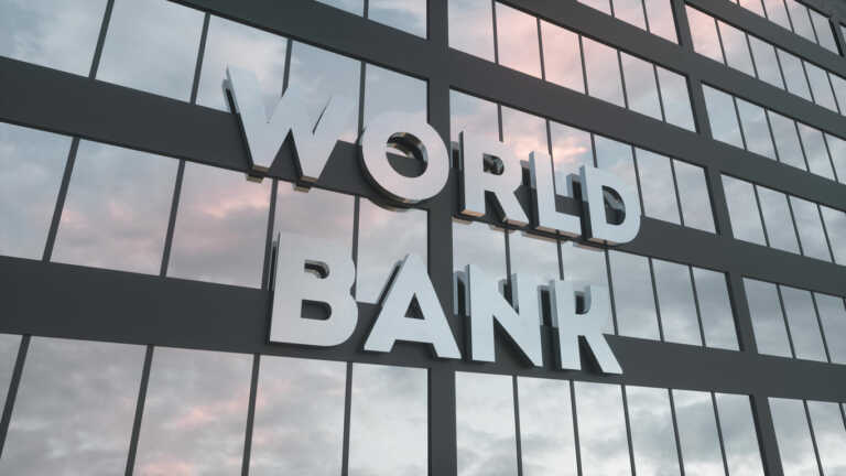 Παγκόσμια Τράπεζα: Αυξάνεται το χάσμα ανάμεσα στις πλούσιες και τις φτωχές χώρες