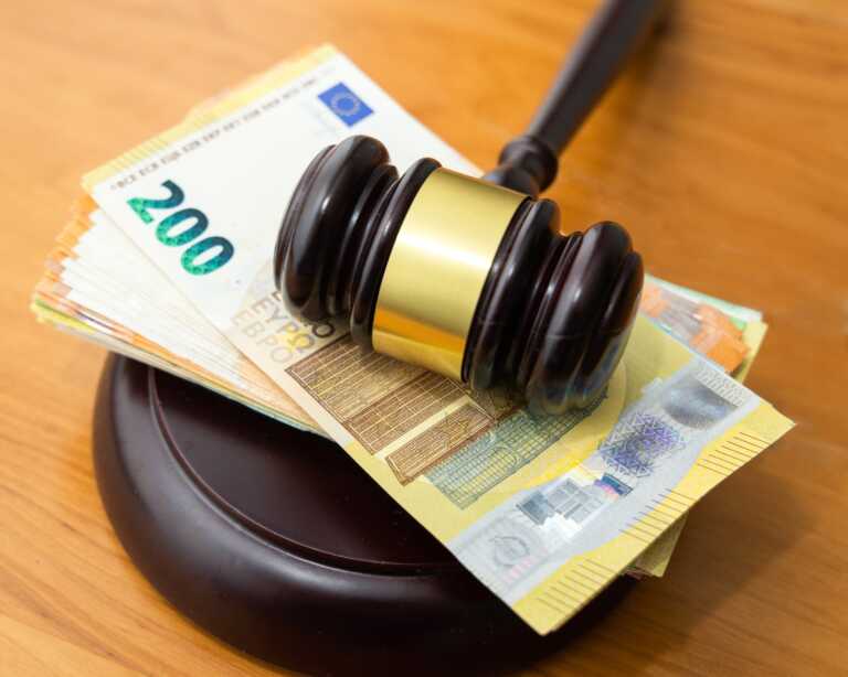 Πρόστιμα 1.380.000 ευρώ σε 13 επιχειρήσεις για αθέμιτη κερδοφορία – Mεταξύ τους η FG Europe και Lidl