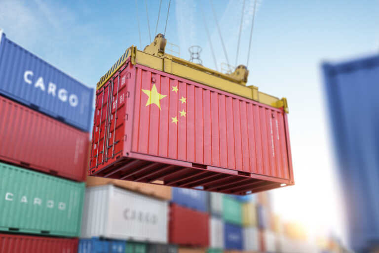 Μπάιντεν: Πρόταση για νέους δασμούς στον κινεζικό χάλυβα, το αλουμίνιο για στήριξη των αμερικανικών επιχειρήσεων