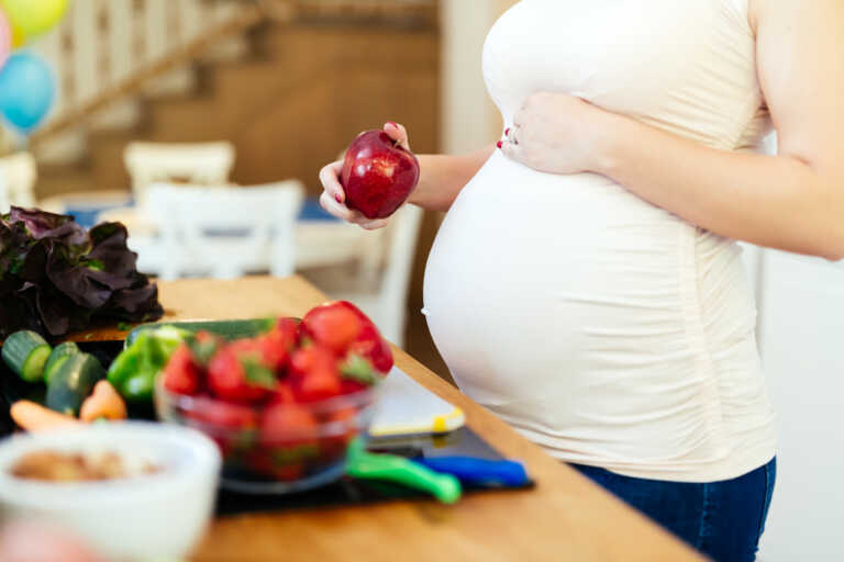 Διατροφή και γονιμότητα: Πώς συνδέονται;