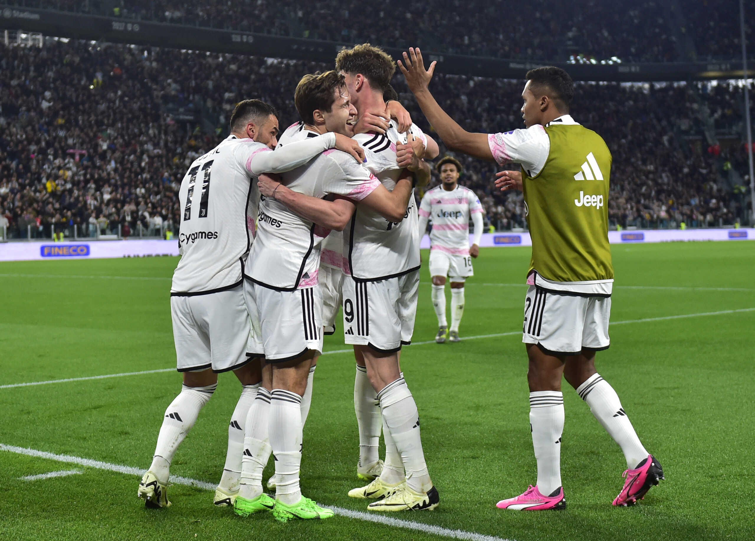Soccer Football - Coppa Italia - Semi Final - First Leg - Juventus v Lazio - Allianz Stadium, Turin, Italy - April 2, 2024 Juventus' Dusan Vlahovic celebrates scoring their second goal with Alex Sandro, Filip Kostic and Federico Chiesa REUTERS