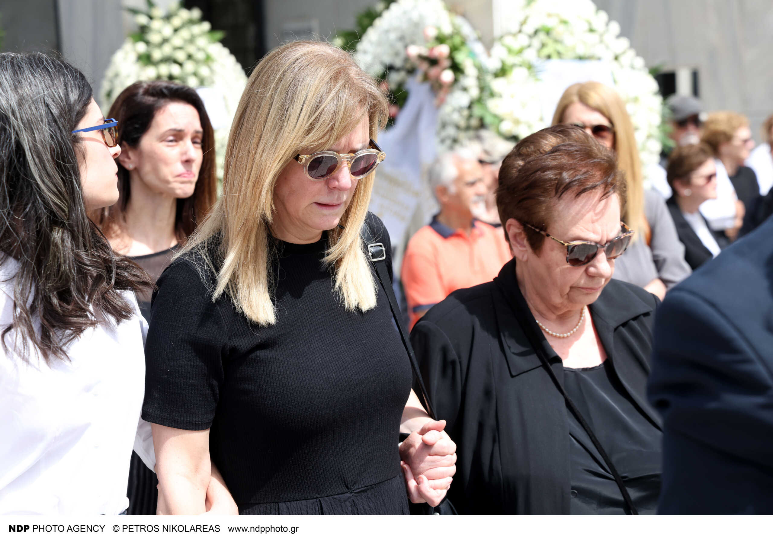 Κηδεία Γιάννη Φέρτη: Τελευταίο αντίο στον σπουδαίο ηθοποιό – Ήταν όλοι εκεί