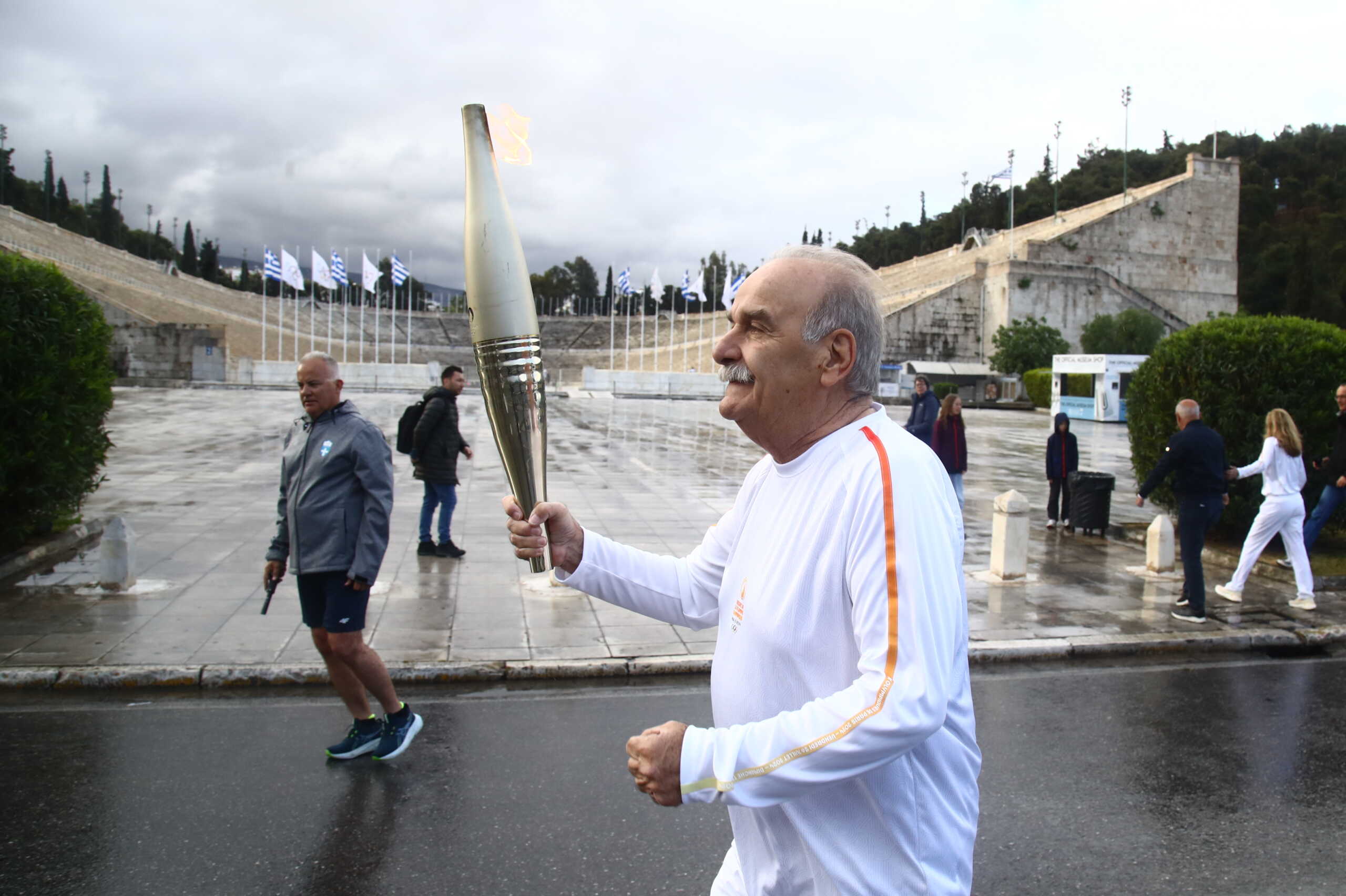 Κυκλοφοριακές ρυθμίσεις στην Αθήνα σήμερα και αύριο για τη λαμπαδηδρομία