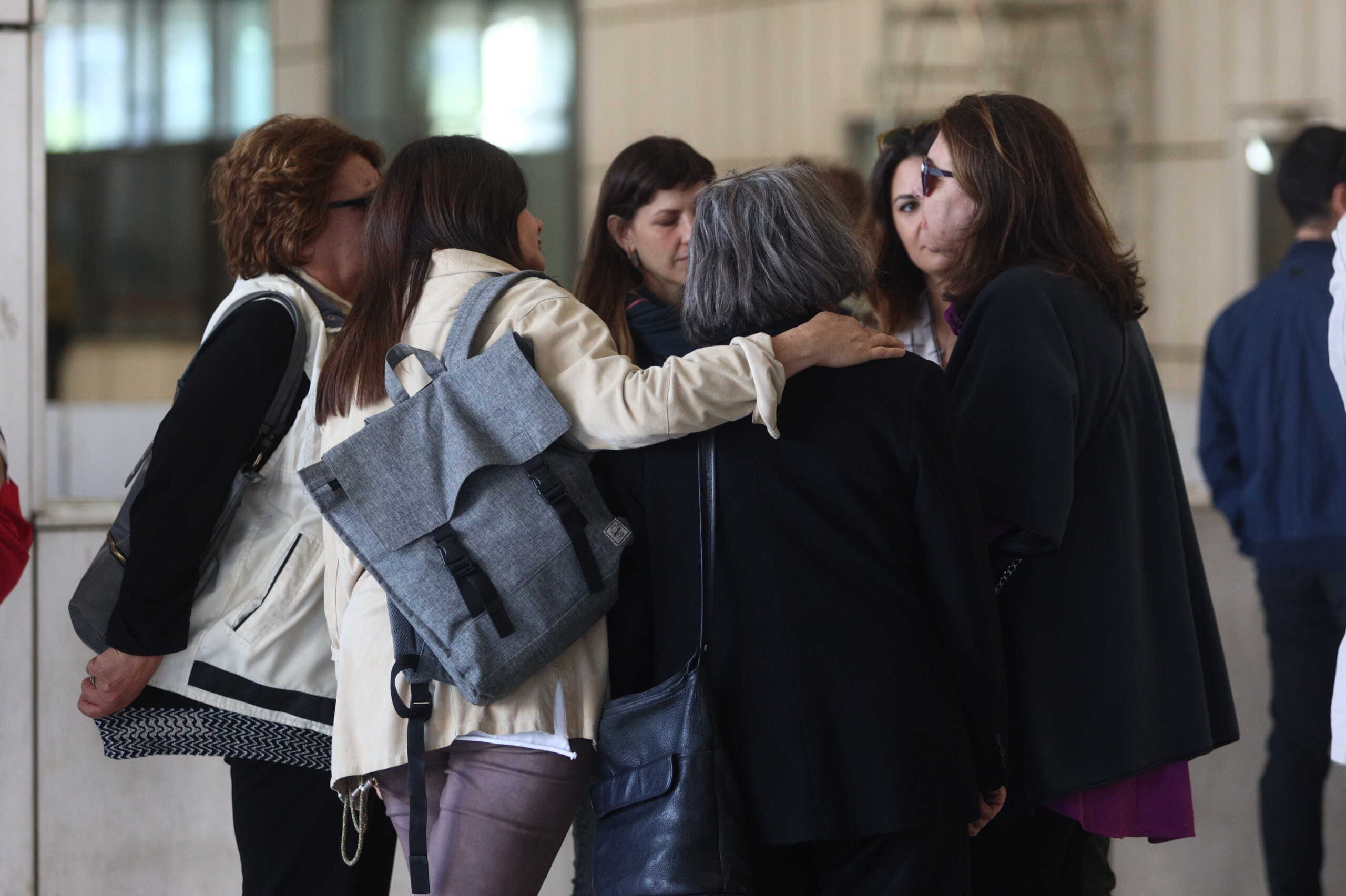 Απόφαση την δίκη για την πυρκαγιά στο Μάτι που στοίχισε την ζωή σε 104 ανθρώπους, Μεγάλη Δευτέρα 29 Απριλίου 2024. Το Τριμελές Πλημμελειοδικείο ανακοίνωσε την απόφαση του για τους 21 κατηγορούμενους, τότε αξιωματικοί της Πυροσβεστικής, η τότε περιφερειάρχης Αττικής και οι τότε δήμαρχοι των δήμων που έπληξε η φωτιά κά, που μετά από εισαγγελική έρευνα βρέθηκαν στο εδώλιο για πράξεις και παραλείψεις πριν, κατά τη διάρκεια και μετά τη φωτιά που άφησε πίσω της οδύνη και καταστροφή. 
(ΓΙΑΝΝΗΣ ΠΑΝΑΓΟΠΟΥΛΟΣ