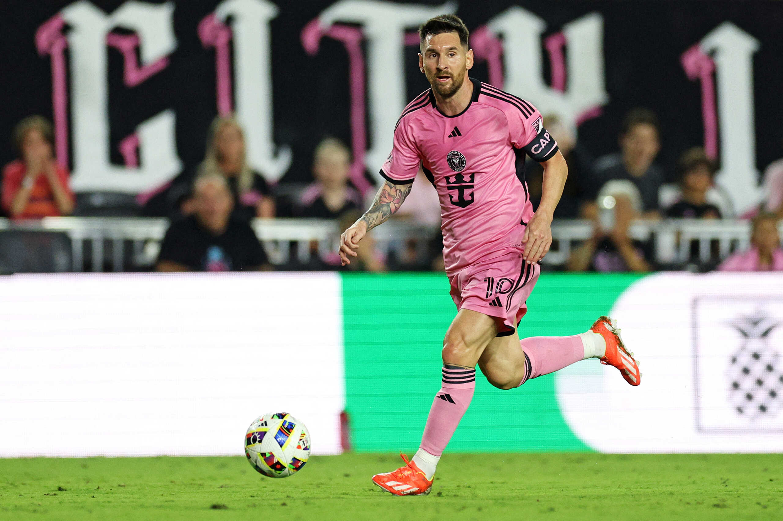 Apr 6, 2024; Fort Lauderdale, Florida, USA; Inter Miami CF forward Lionel Messi (10) moves the ball during the second half against the Colorado Rapids at Chase Stadium. Mandatory Credit: Nathan Ray Seebeck-USA TODAY Sports