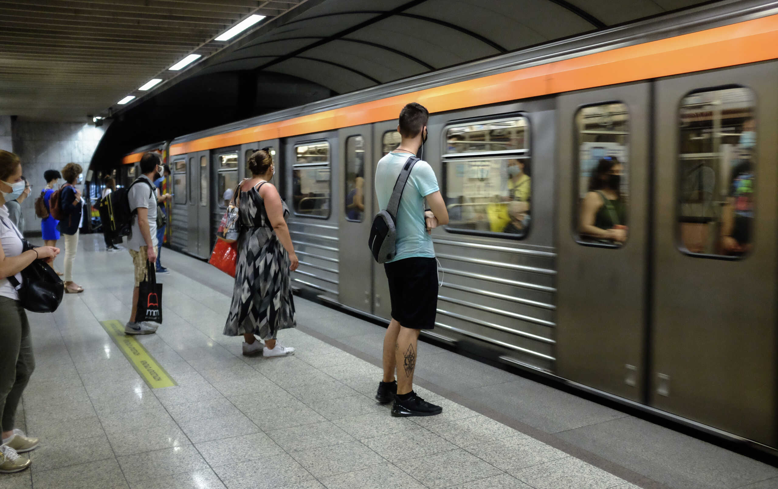 Στιγμιότυπο από στάση Μετρό.
(EUROKINISSI
